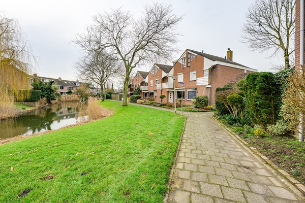 Boeier 68 Barendrecht - 07- Funda.jpg